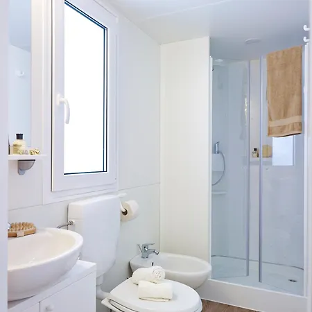 Standard Mobile Homes - & Adria Hébergement de vacances