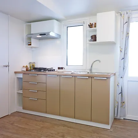 Standard Mobile Homes - & Adria Hébergement de vacances Ankaran